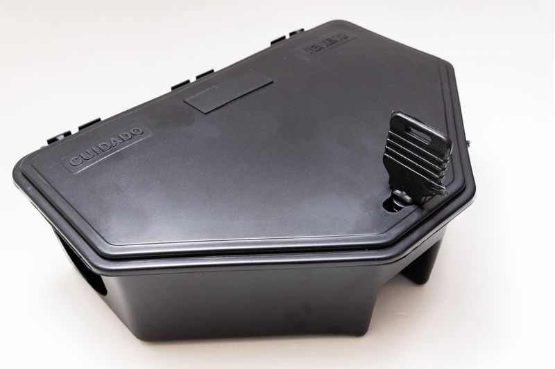 Raticida Porta Isca com Chave Combat Control 2
