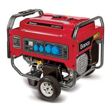 Gerador Elétrico B4T12000E3 13,75 kVA Gasolina 220/127V Trifásico Branco Motores